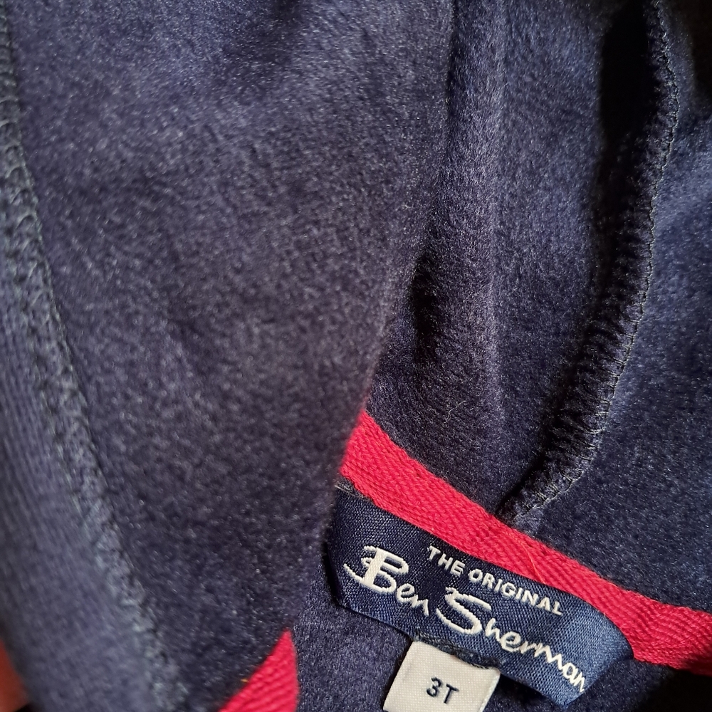 Ben Sherman Zippered Sweatshirt with Hood, Plush Inner Fabric Sz 3T Blue and Red - Picture 4 of 4